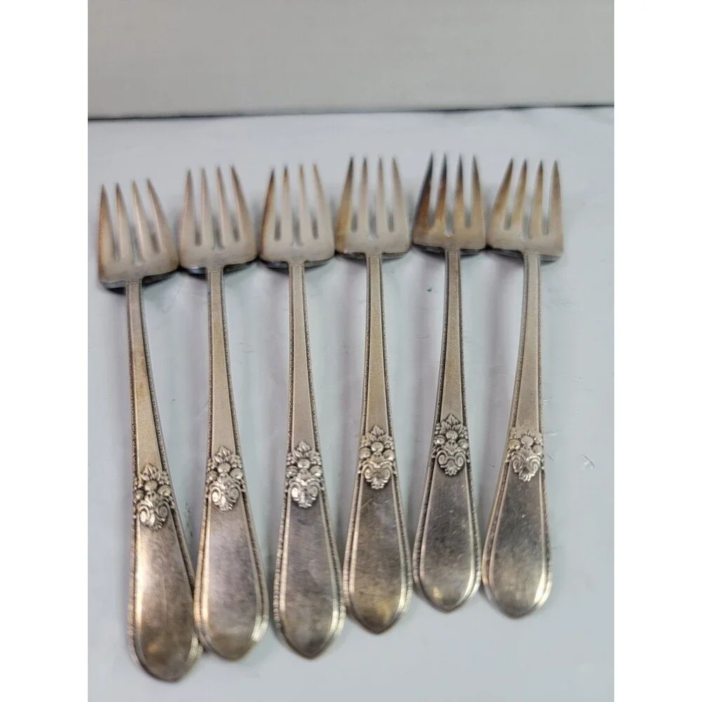 1847 Rogers Bros Adoration 1939 Silverplate Dinner Forks Vintage Lot of 6
